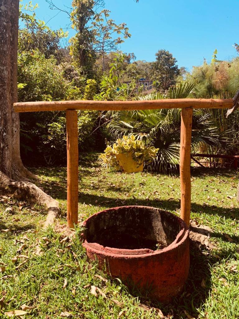 Sitio E Pousada Recanto Dos Ipes Терезополис Экстерьер фото