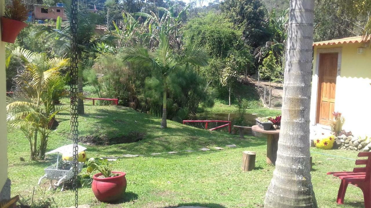 Sitio E Pousada Recanto Dos Ipes Терезополис Экстерьер фото
